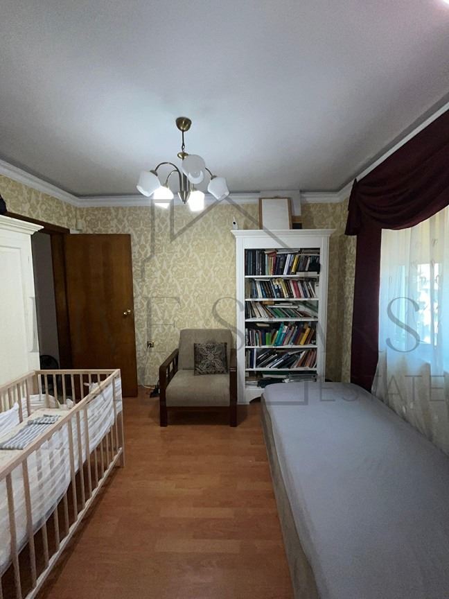Многостаен - Варна, Зимно кино Тракия - 0