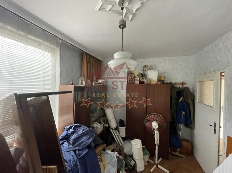 4-стаен - Варна, Лятно кино Тракия - 0
